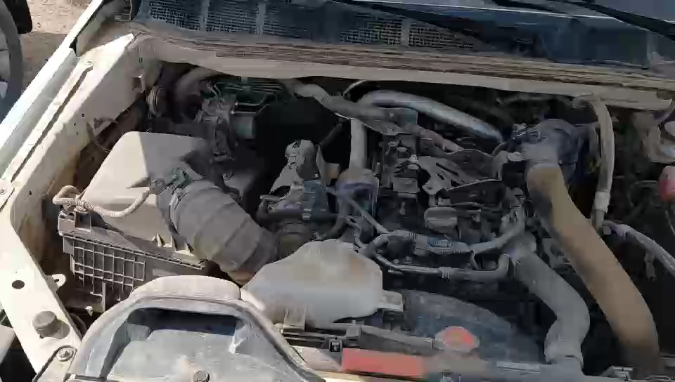 ايسوزو MU-X - 4WD 2023 video