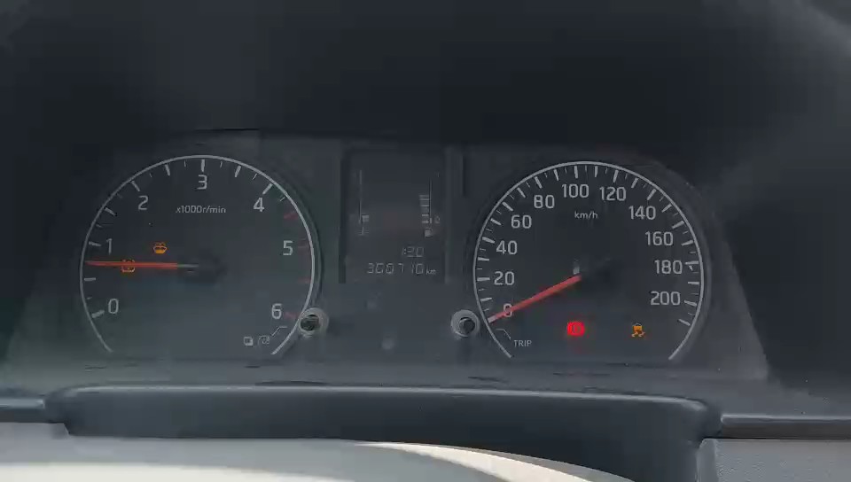 نيسان أورفان  2021 video