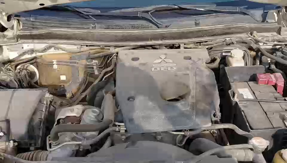 ميتسوبيشي L200 4X4- 2022 video