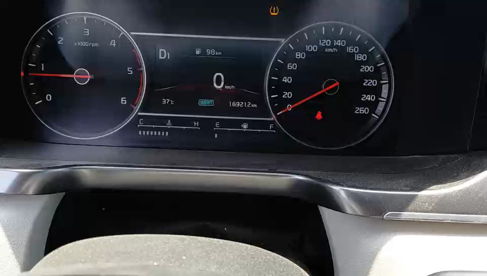 كيا سورينتو MQ4 LX AWD 2023 video