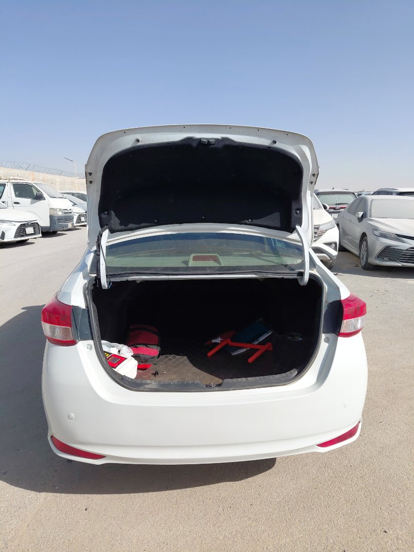 تويوتا يارس Y PLUS 2021 image