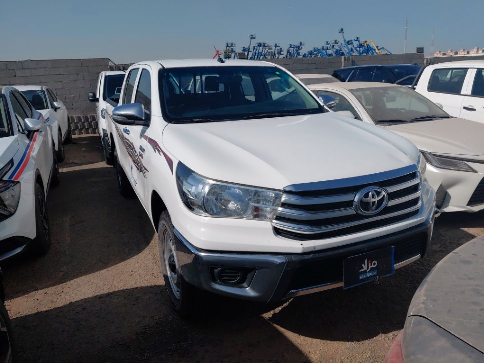تويوتا هايلكس 4X4-GL2 2024 image