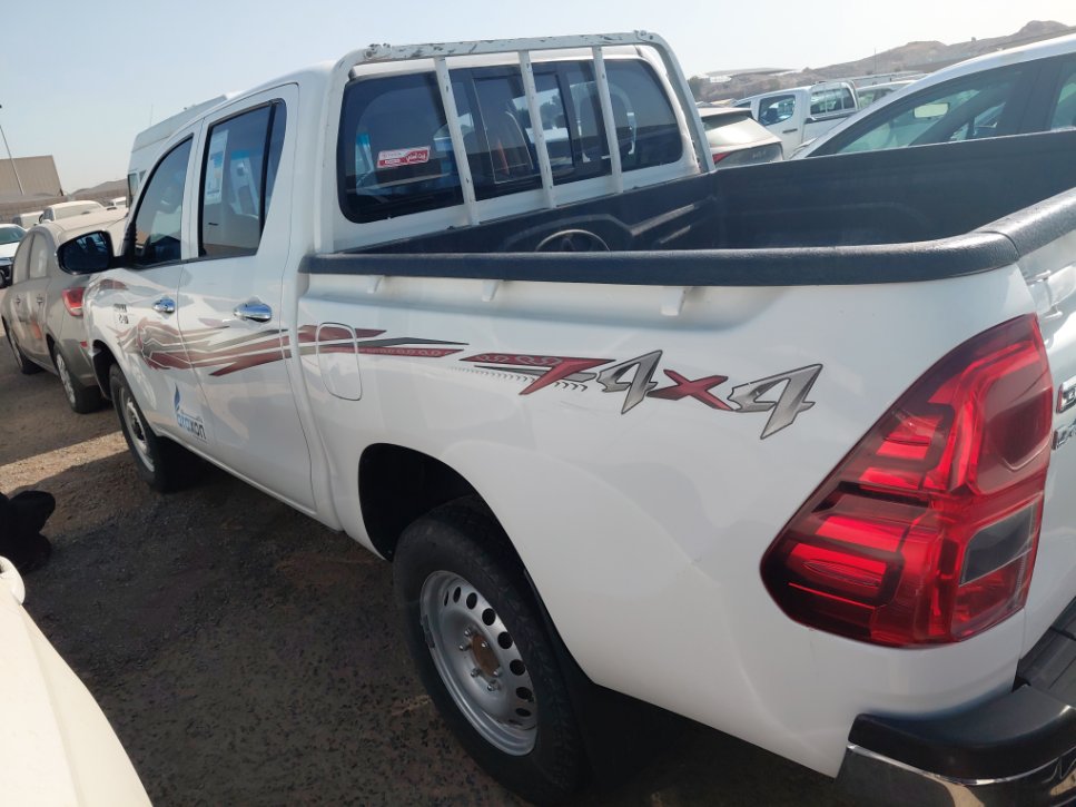 تويوتا هايلكس 4X4-GL2 2024 image