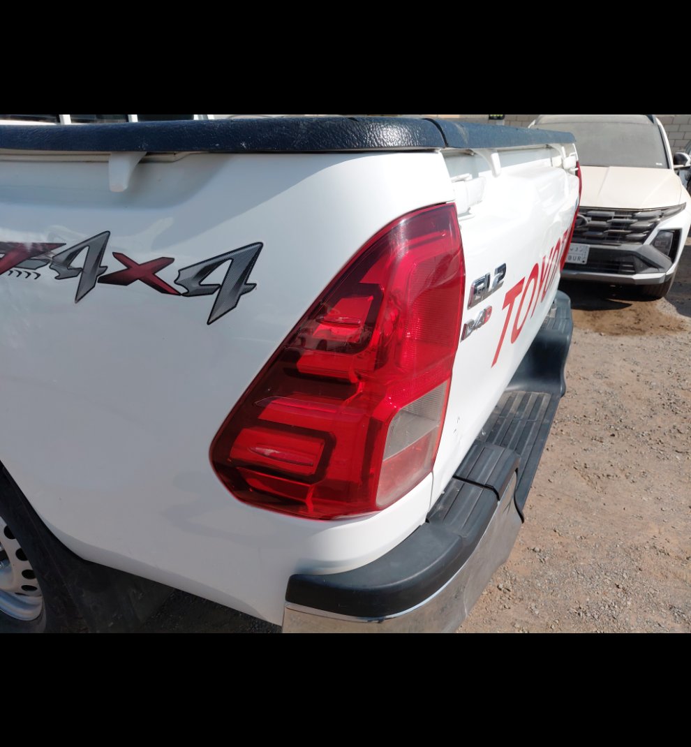 تويوتا هايلكس 4X4-GL2 2024 image