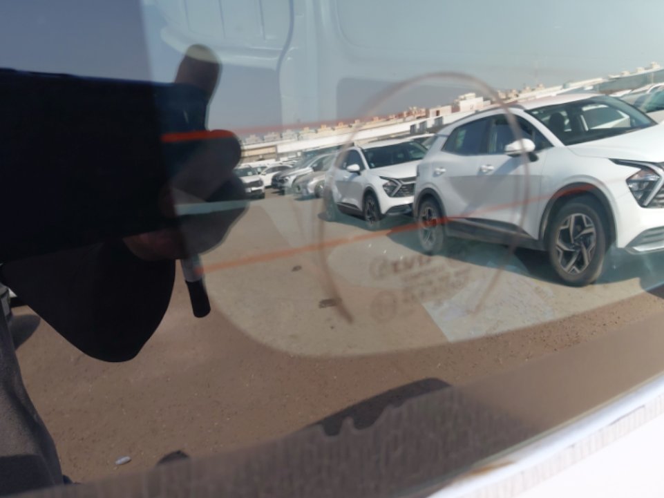 نيسان أورفان  2021 image