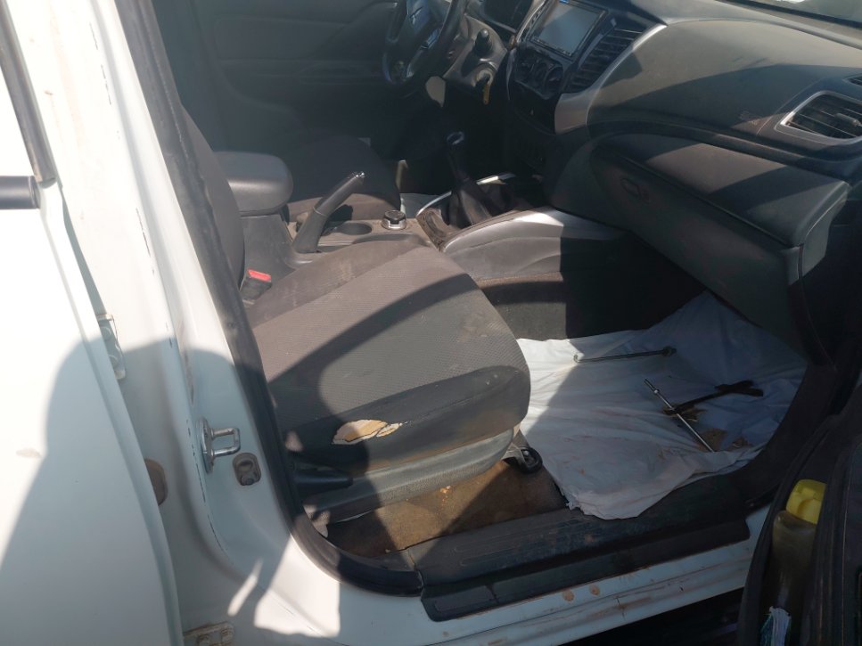 ميتسوبيشي L200 4X4- 2023 image