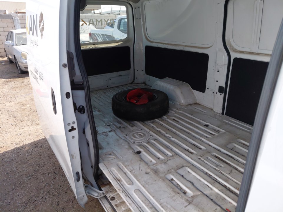 نيسان NV350 Urvan  2021 image