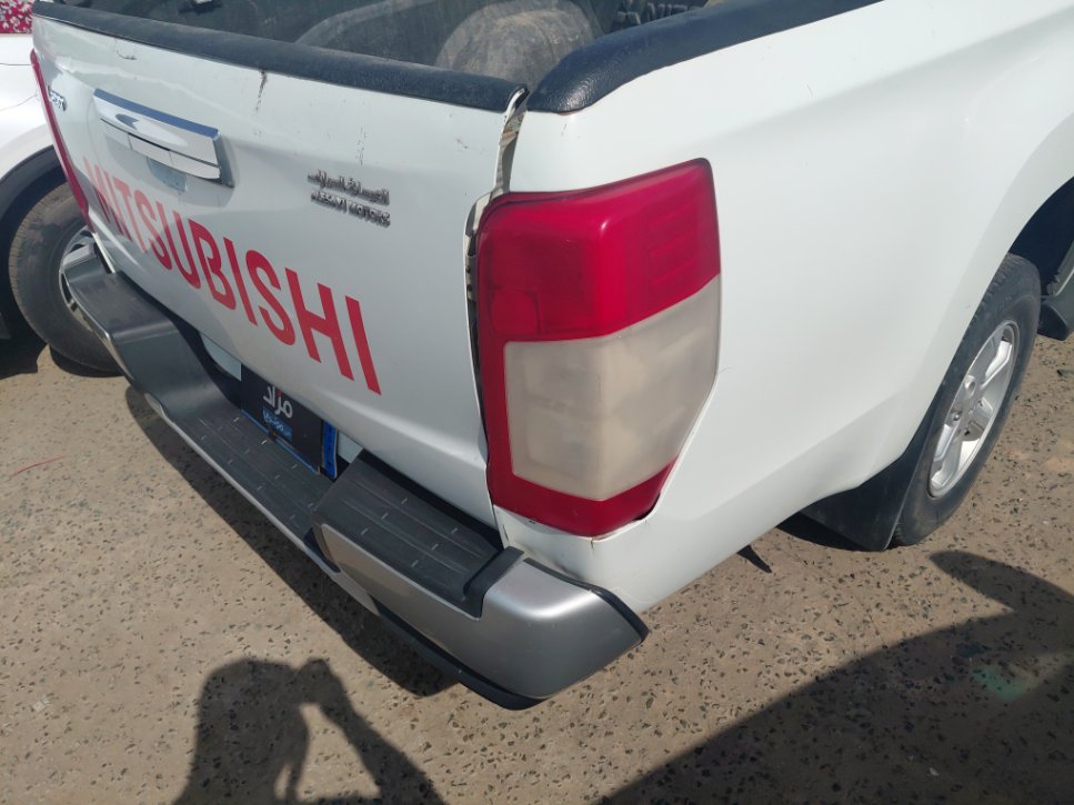 ميتسوبيشي L200 4X4- 2023 image