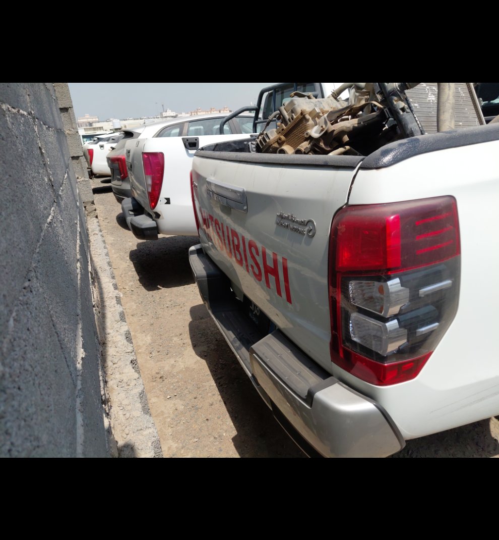 ميتسوبيشي L200 4X4- 2023 image