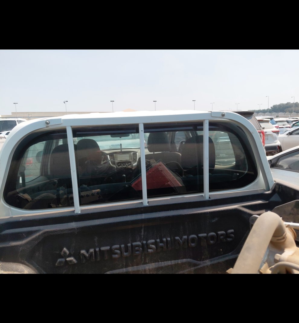 ميتسوبيشي L200 4X4- 2023 image
