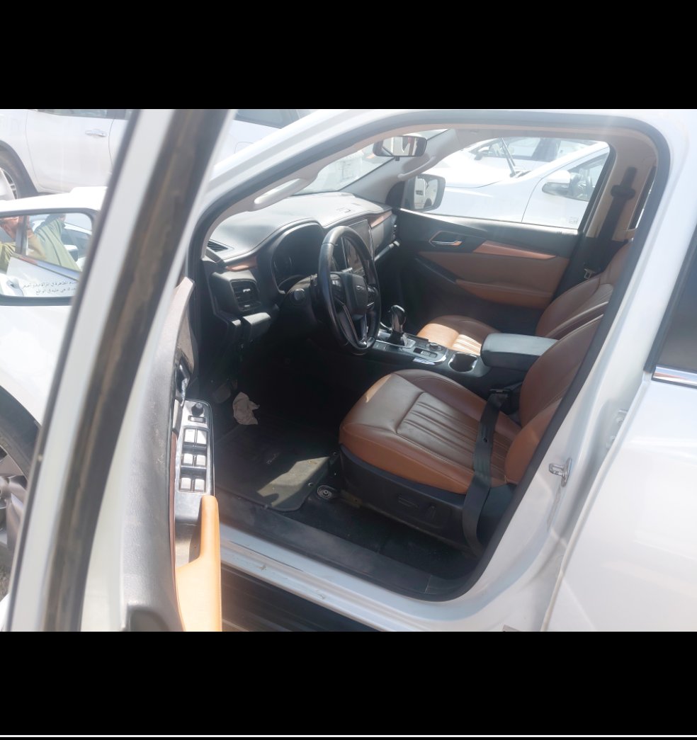 ايسوزو MU-X  4WD 2023 image