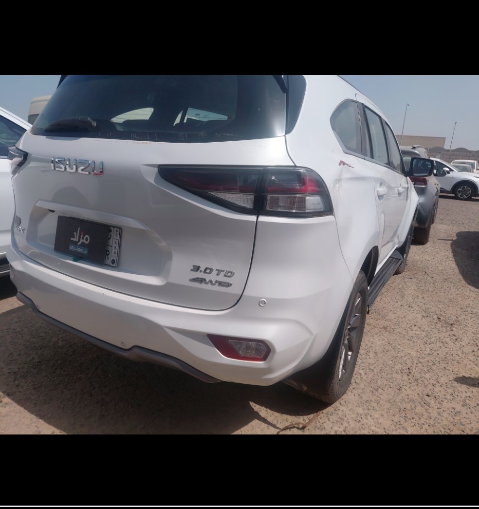 ايسوزو MU-X  4WD 2023 image