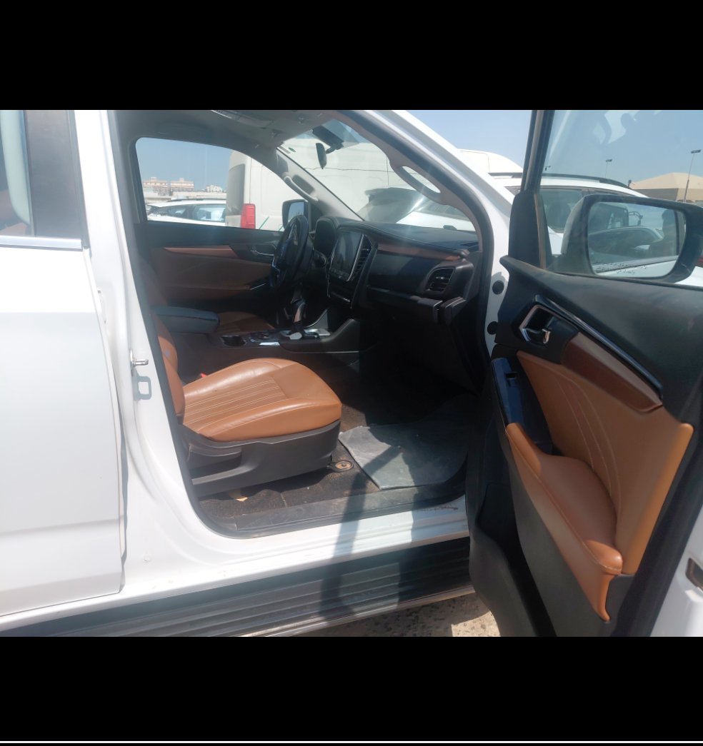 ايسوزو MU-X  4WD 2023 image