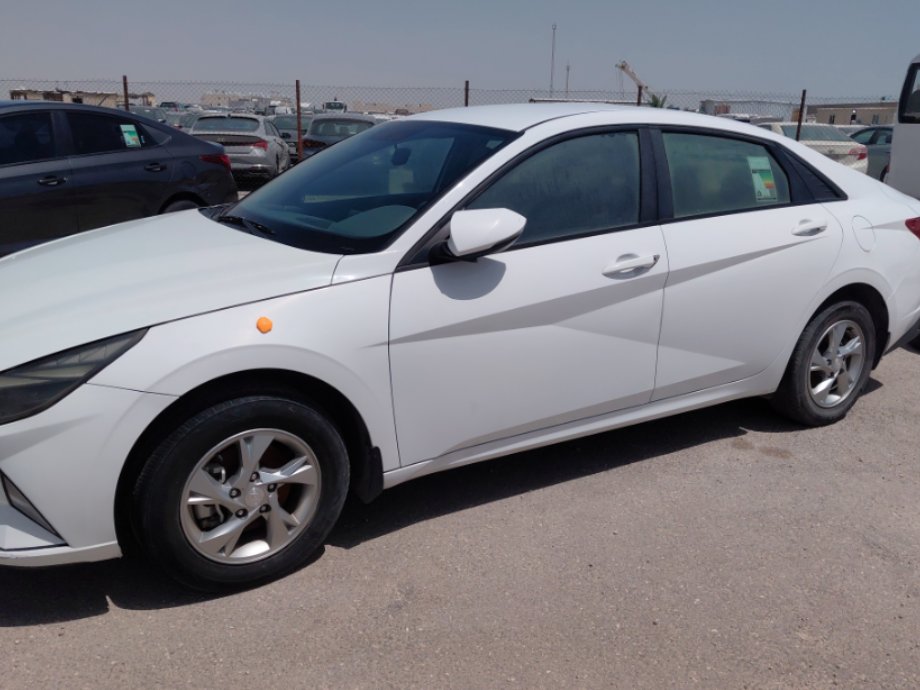 هيونداي إلنترا GL 2023 image