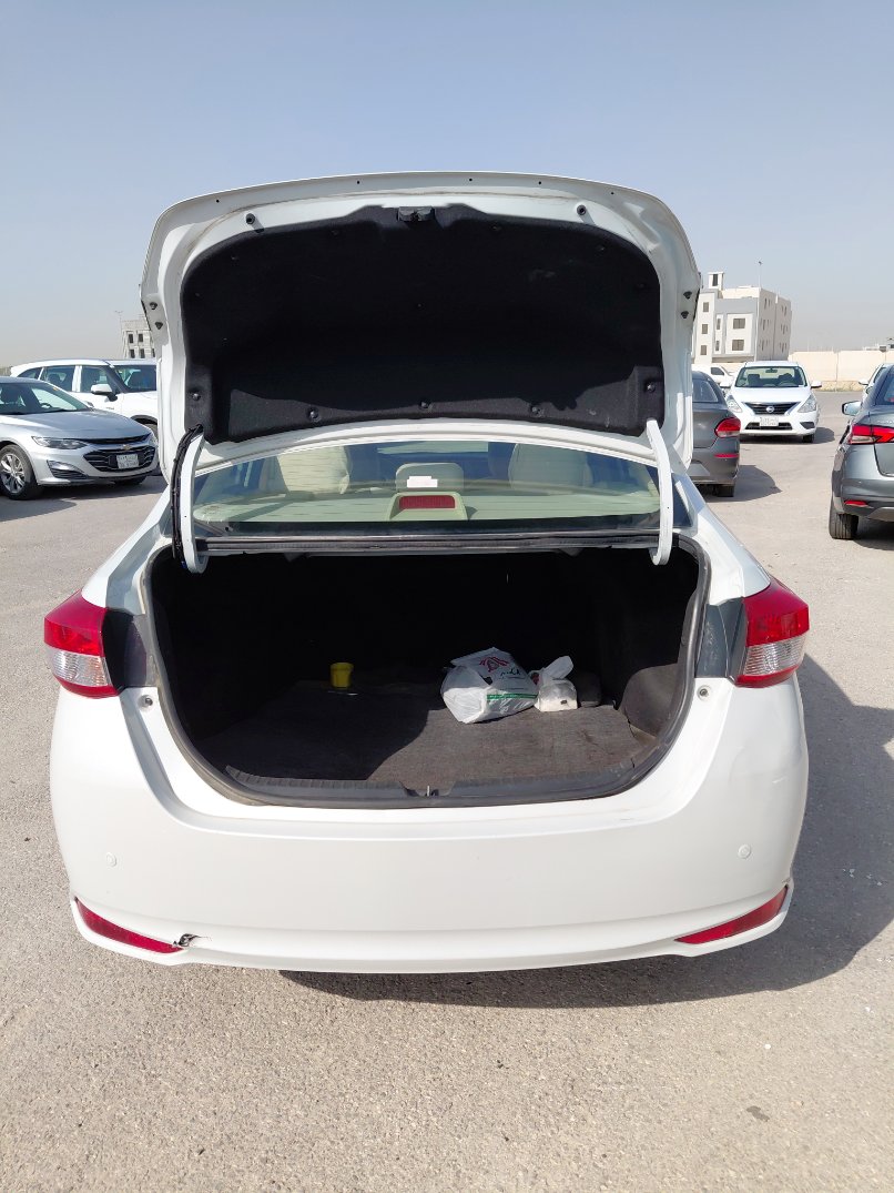 تويوتا يارس Y 2022 image