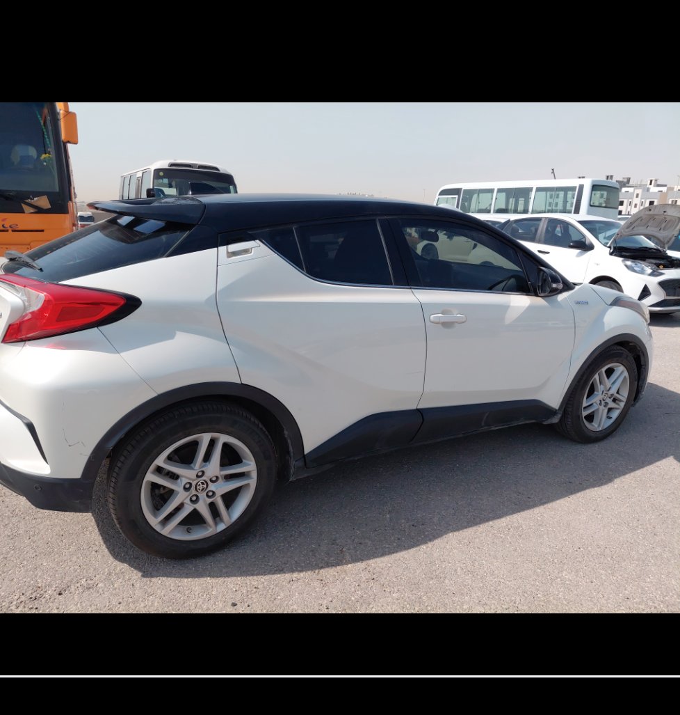تويوتا سي اتش ار  DYNAMIC SPORTS UTILITY 2020 image