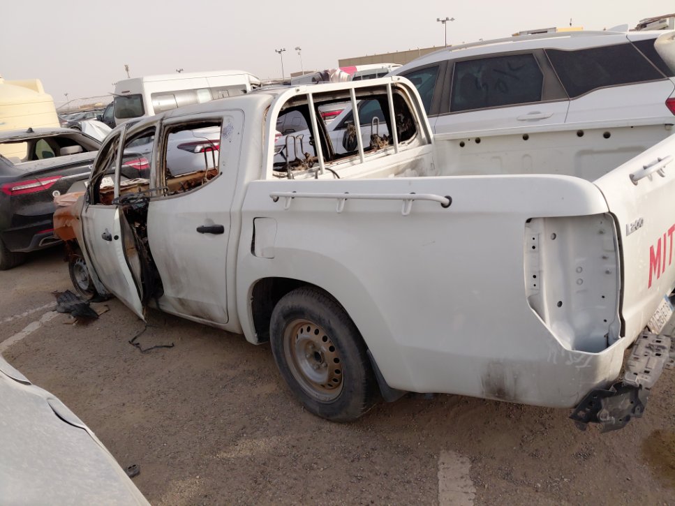 ميتسوبيشي L200  2023 image
