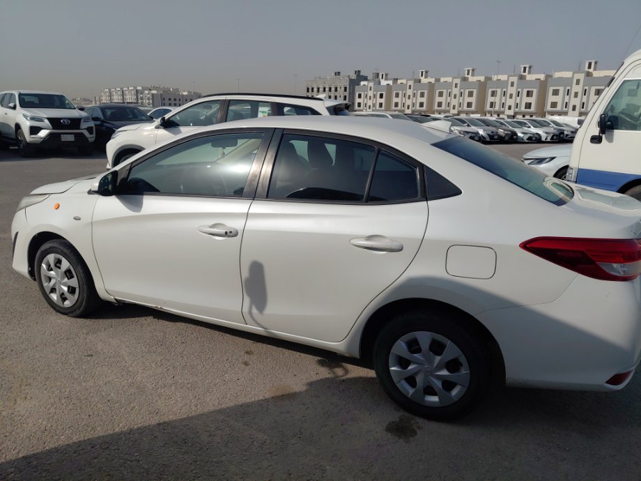 تويوتا يارس Y 2019 image