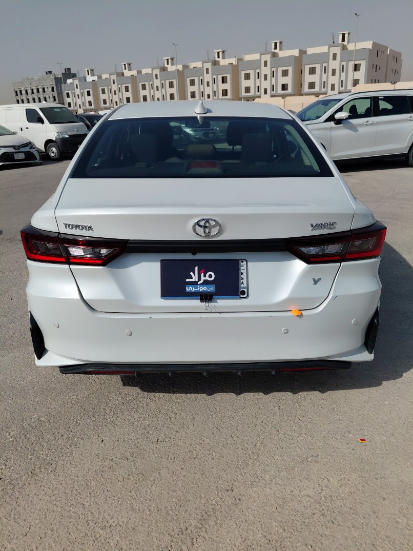 تويوتا يارس Y 2024 image