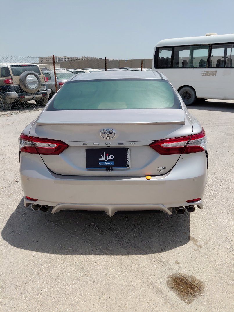 تويوتا كامري SE 2019 image