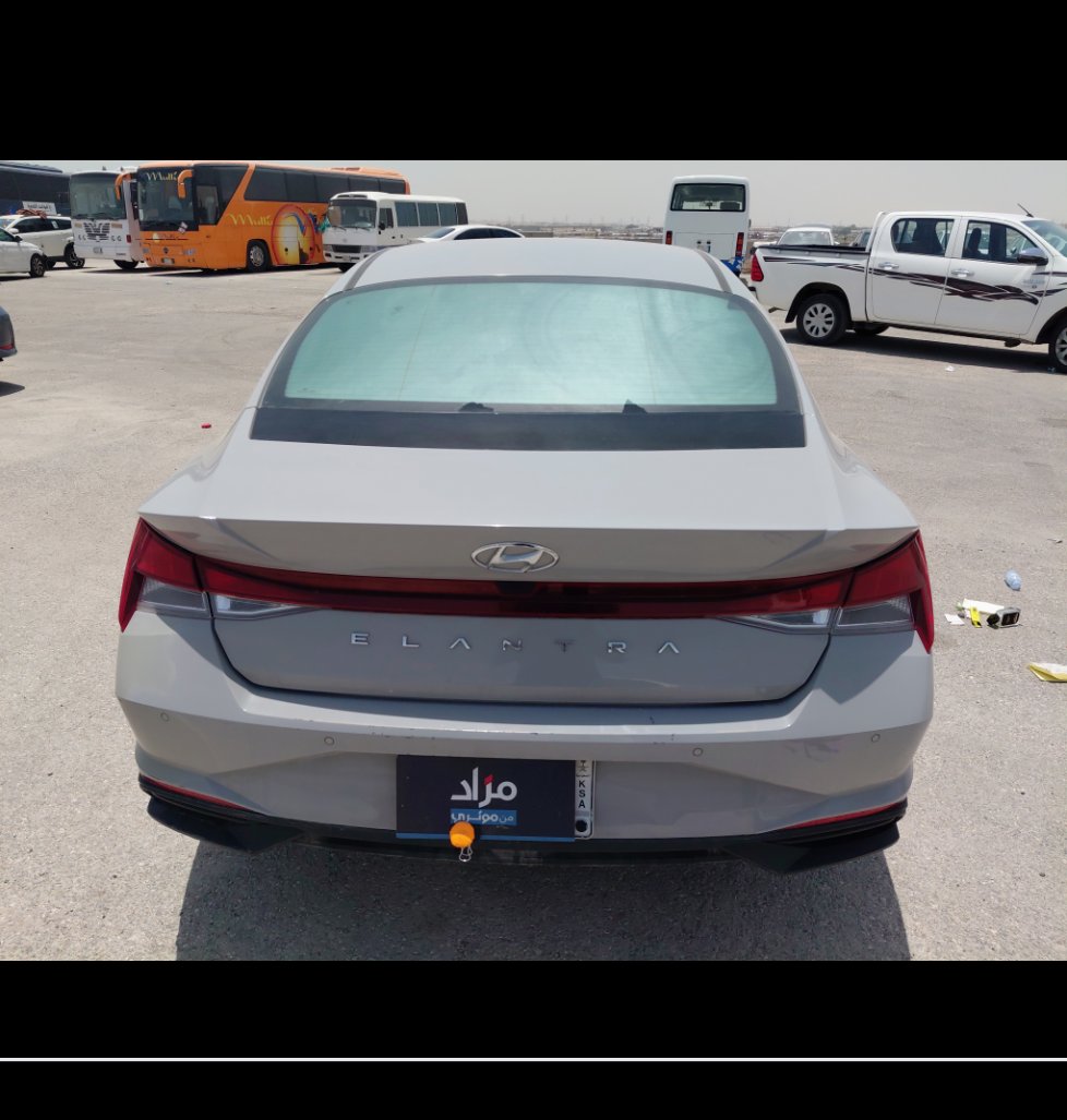 هيونداي إلنترا GL 2023 image
