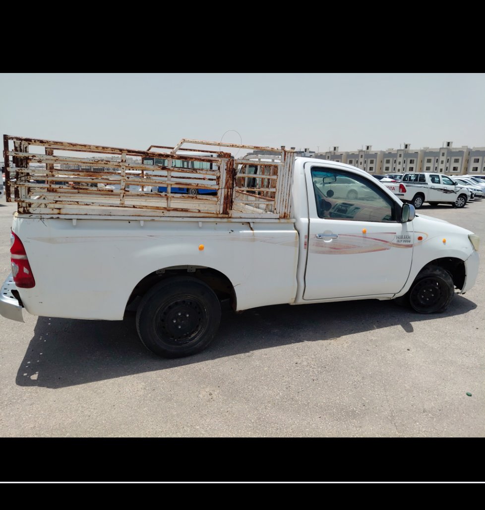 تويوتا هايلكس GL 2013 image