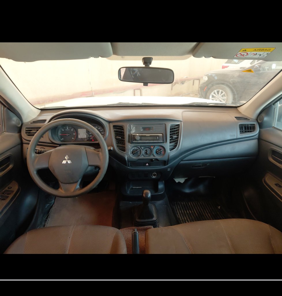 ميتسوبيشي L200  2023 image