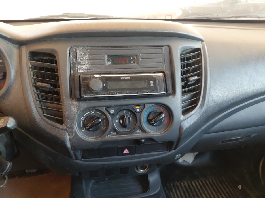 ميتسوبيشي L200  2023 image