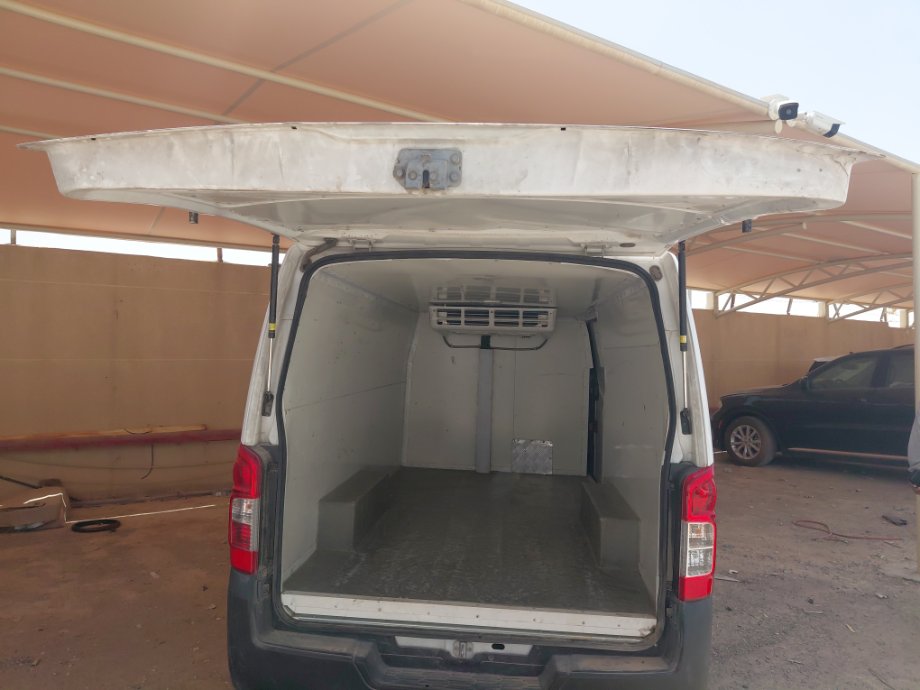 نيسان NV350 Urvan  2023 image