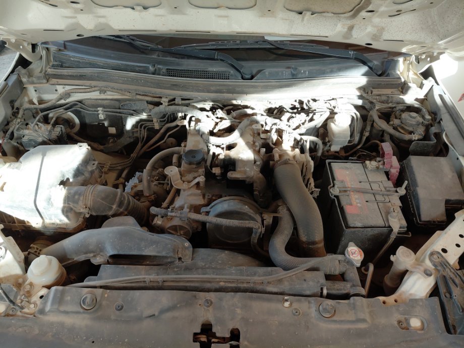 Mitsubishi L200  2022 image