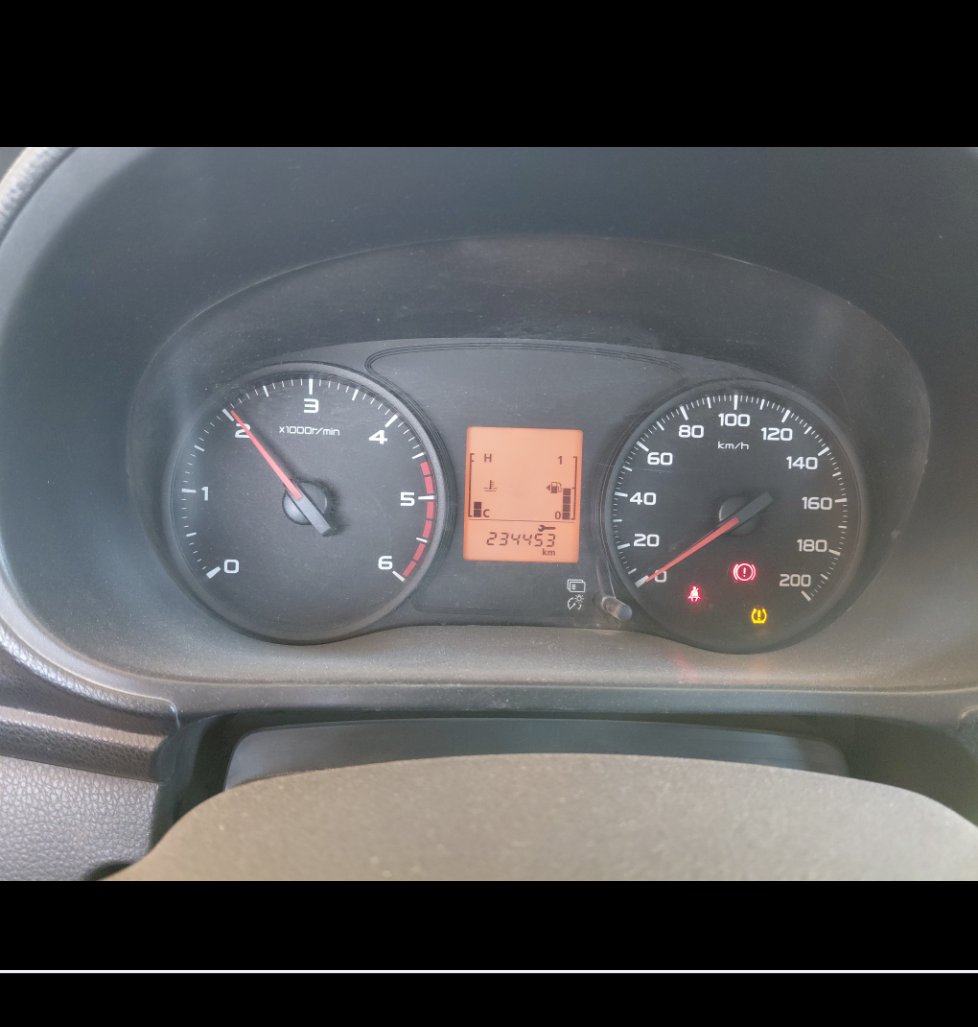 Mitsubishi L200  2022 image