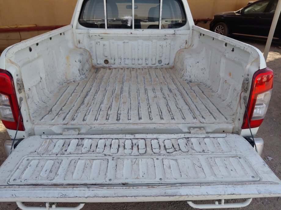 Mitsubishi L200  2022 image