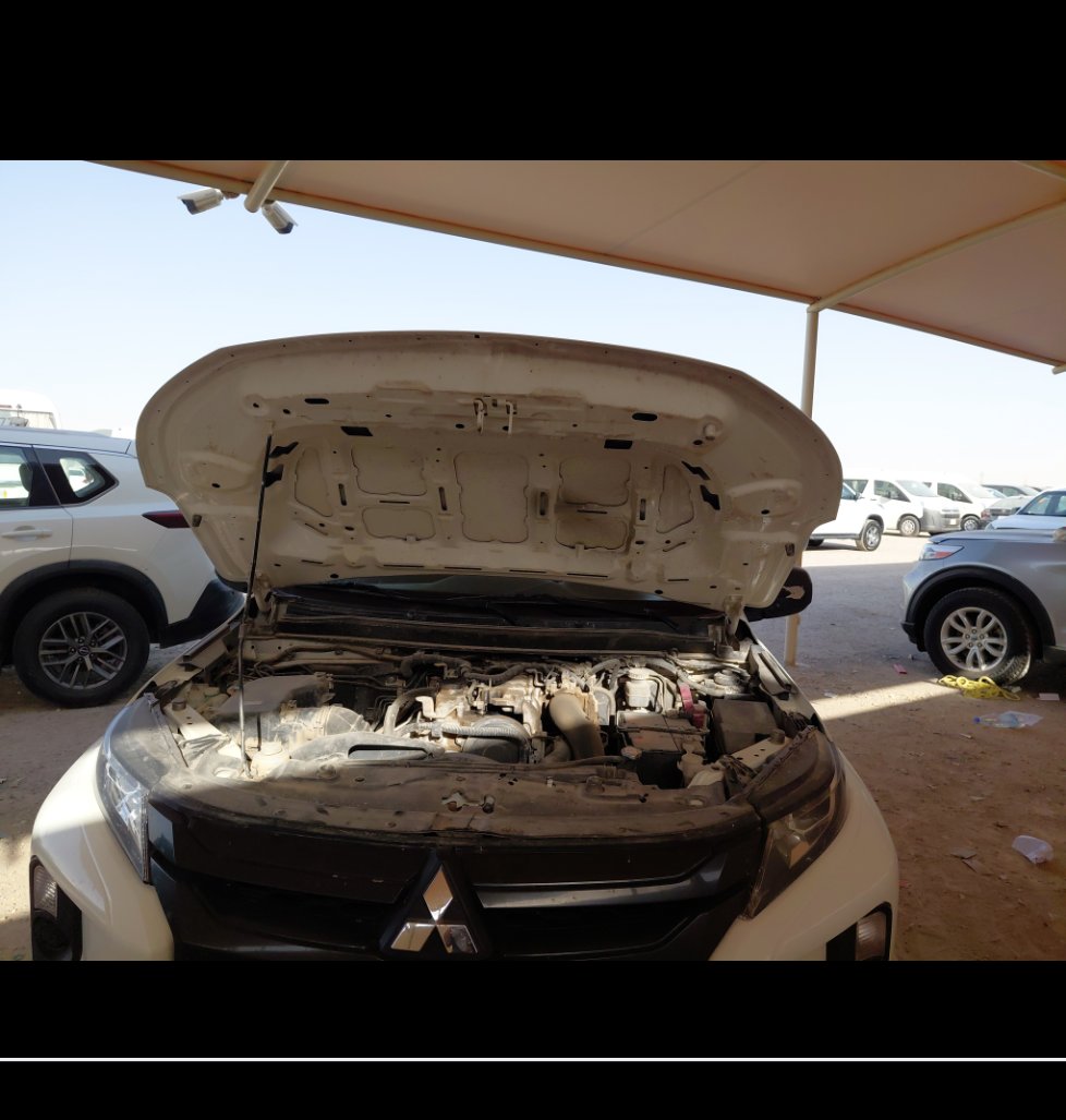 Mitsubishi L200  2022 image