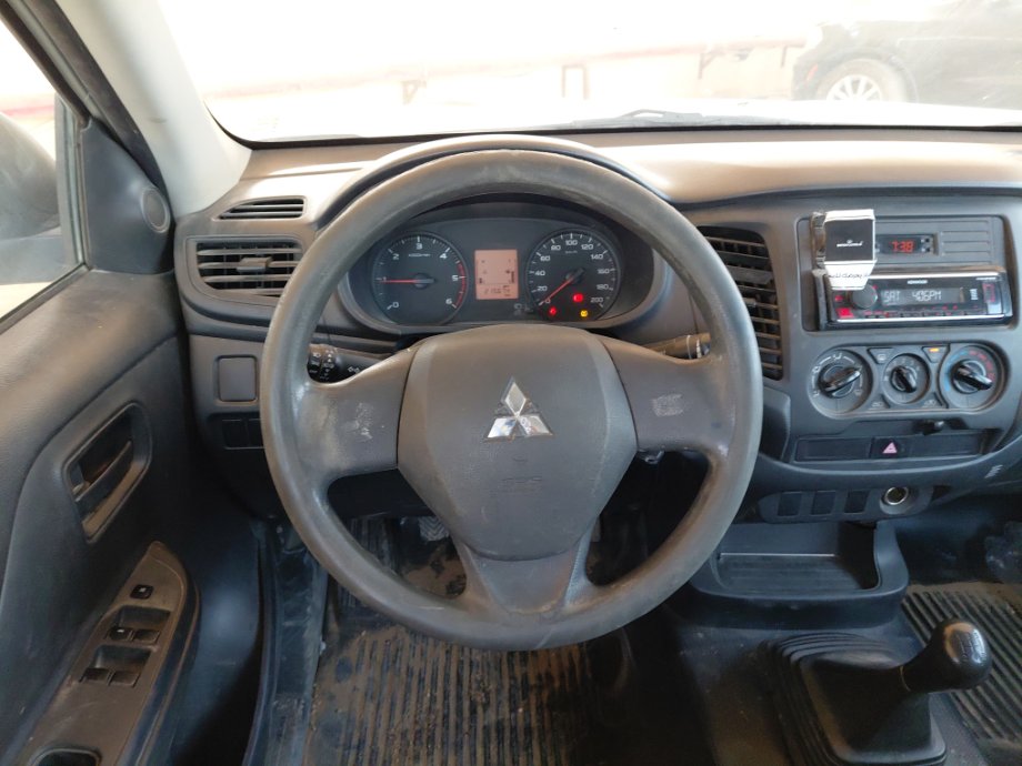 ميتسوبيشي L200  2023 image