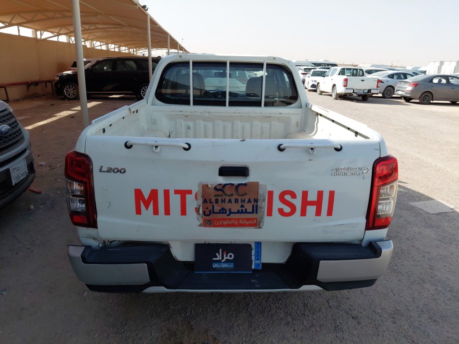 ميتسوبيشي L200  2023 image