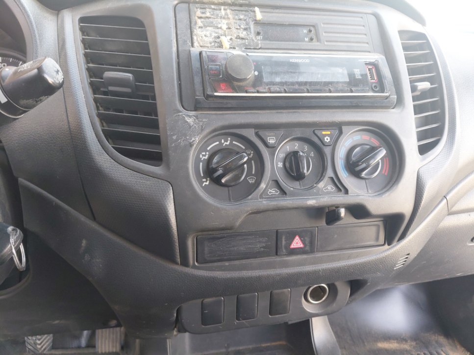 Mitsubishi L200  2023 image