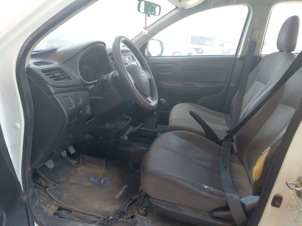 Mitsubishi L200  2023 image