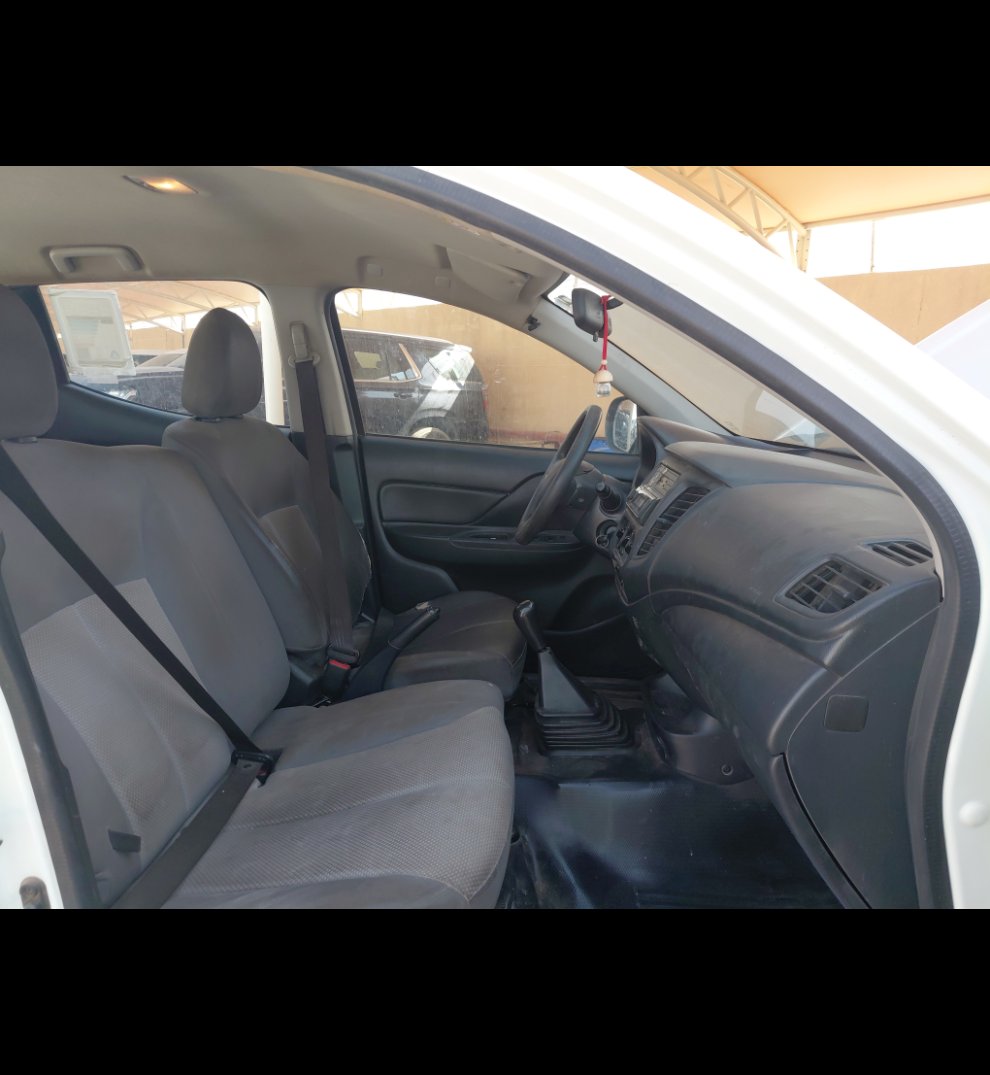 Mitsubishi L200  2023 image