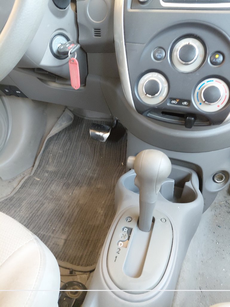 Nissan Sunny  2022 image
