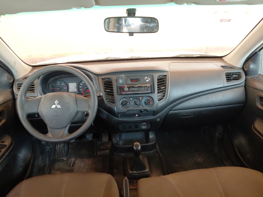 ميتسوبيشي L200  2022 image