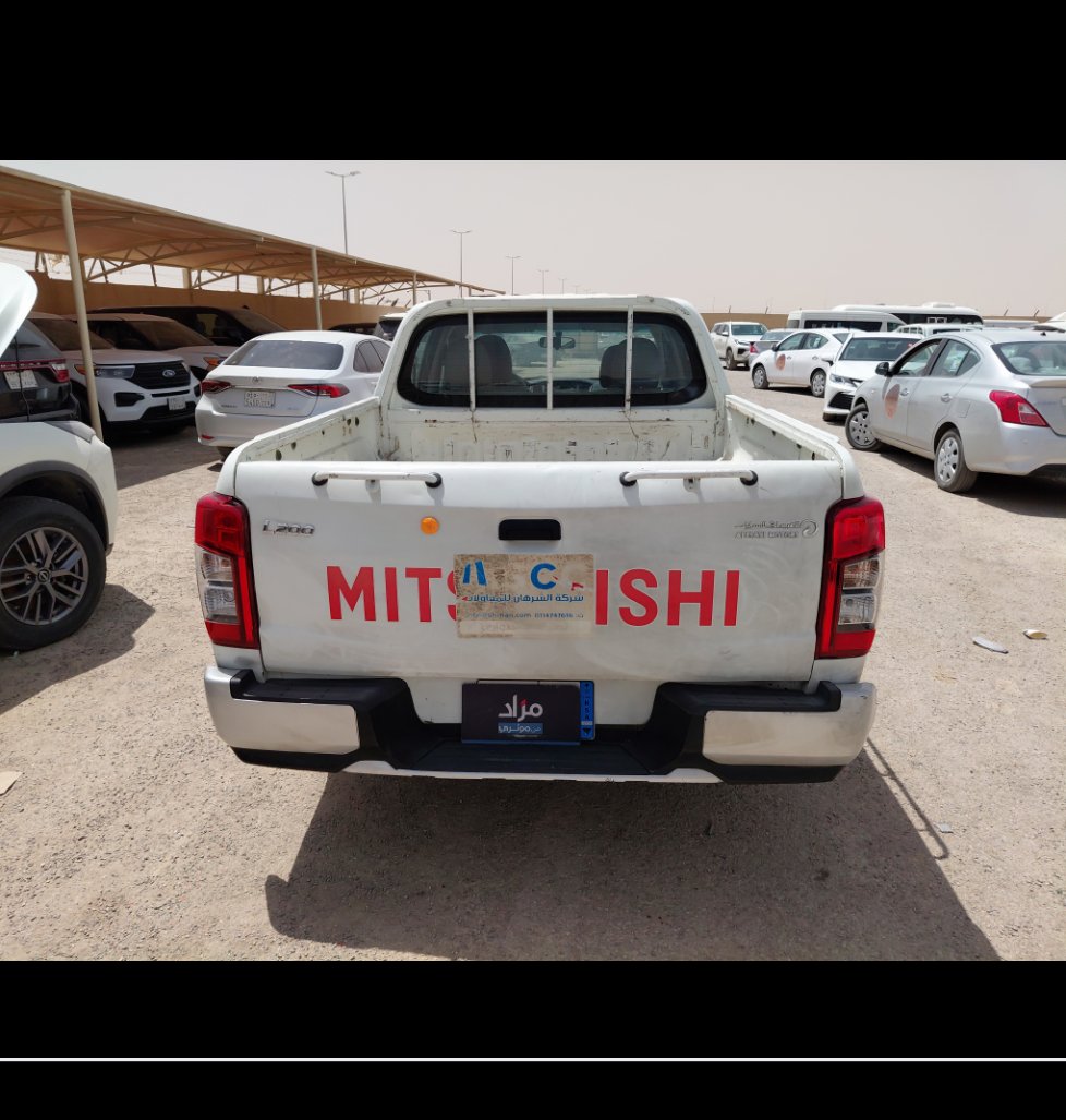 ميتسوبيشي L200  2022 image