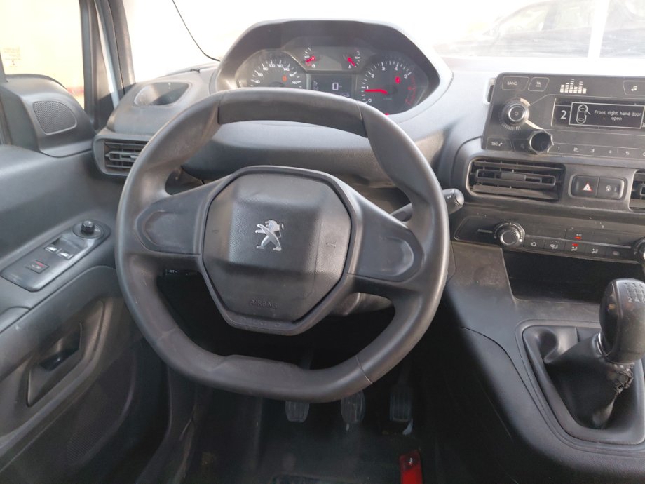 Peugeot  Partner  2023 image