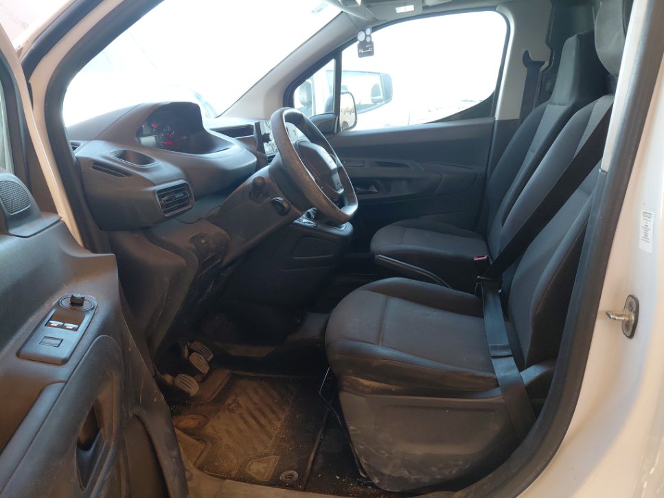 Peugeot  Partner  2023 image