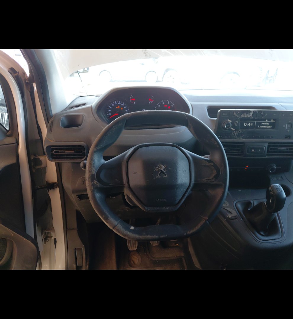Peugeot  Partner  2023 image