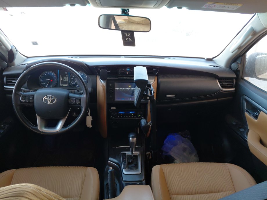 Toyota Fortuner VX 2022 image