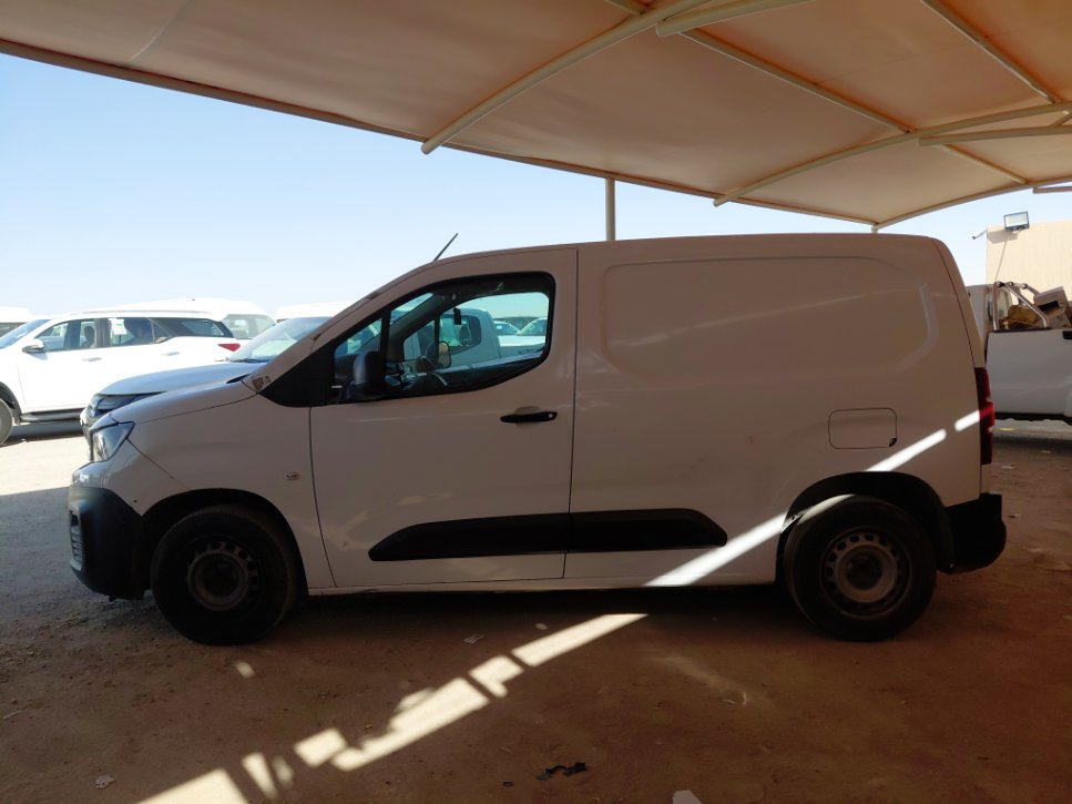 Peugeot  Partner  2023 image