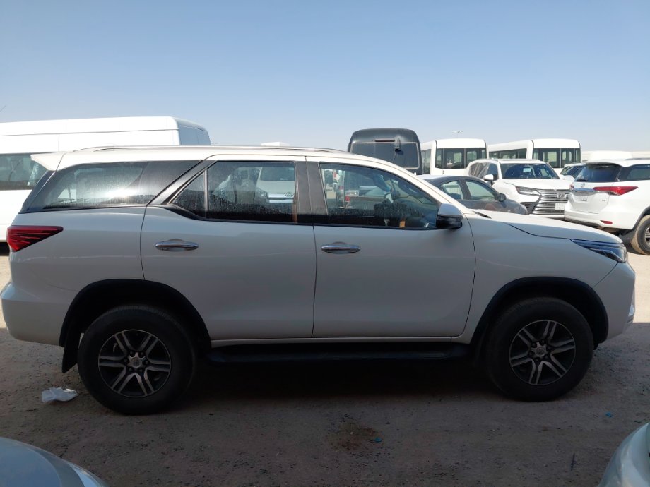 Toyota Fortuner VX 2022 image