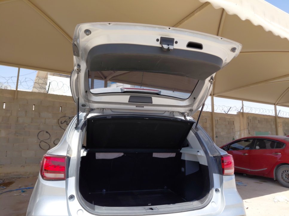 إم جي ZS عادي رياضية 2024 image