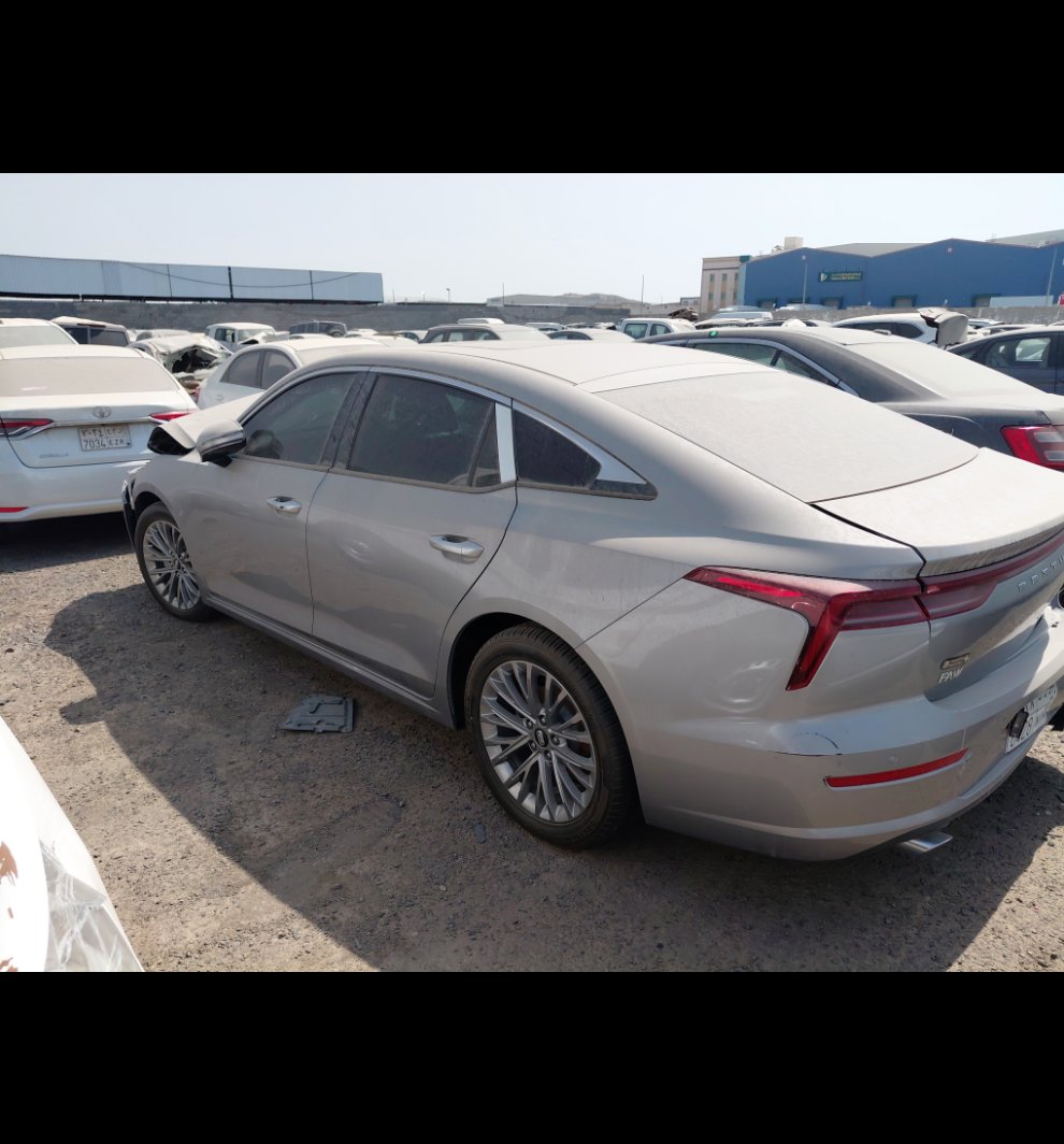 فاو بيستون B70  2025 image