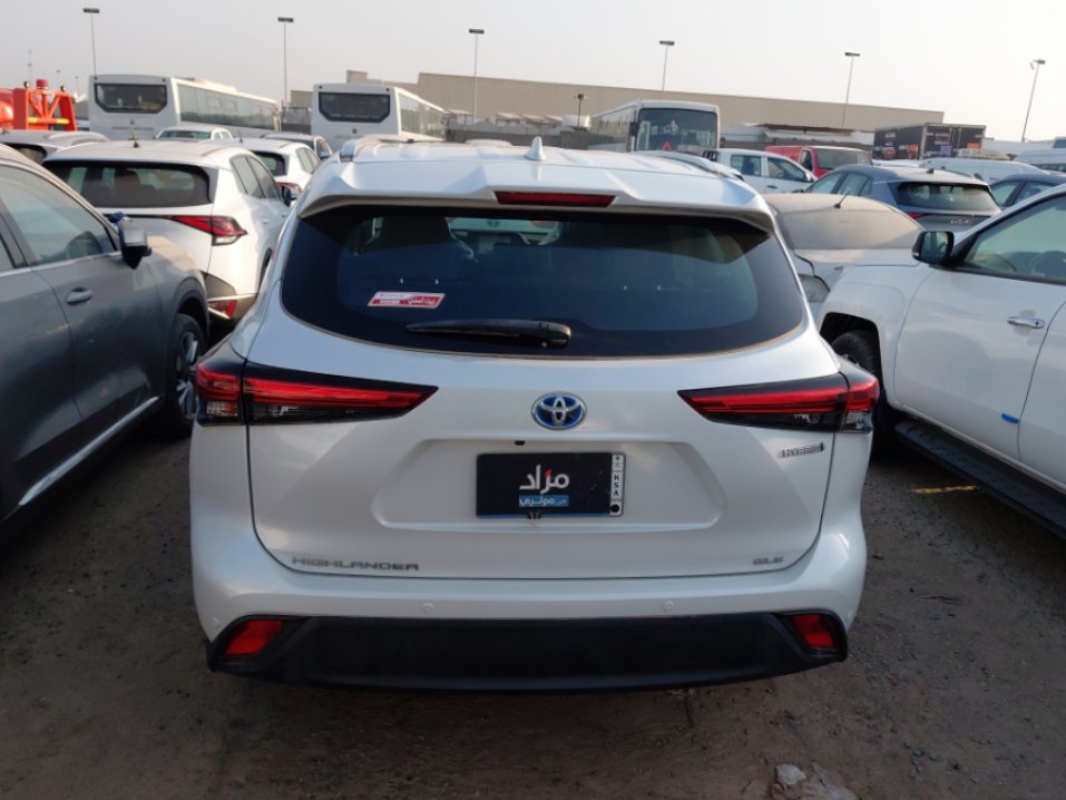 تويوتا هايلاندر LE HEV 2023 image